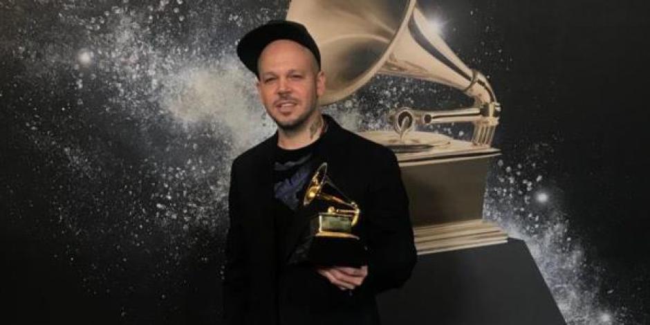 Residente, Shakira y Blades ganan premios Grammy
