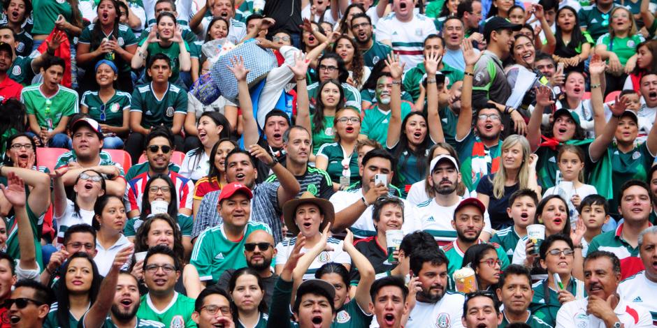 Muere aficionado durante partido México vs Escocia en el Azteca