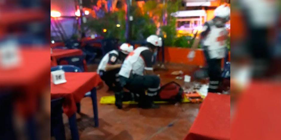 VIDEO: Ataque armado a bar en Cancún deja al menos tres muertos