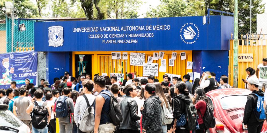 Reportan agresión de "porros" contra alumnos del CCH Naucalpan