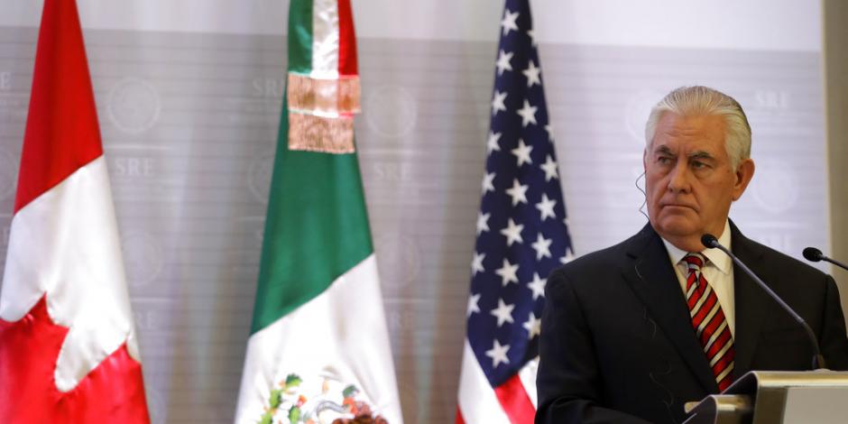 Pide Tillerson a México poner atención ante posible injerencia rusa en elecciones
