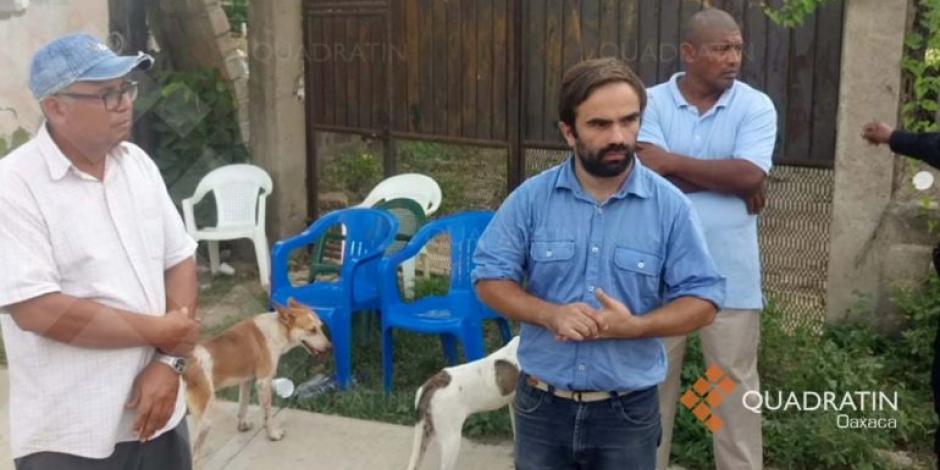 Habitantes de Juchitán liberan a español que defraudó a damnificados