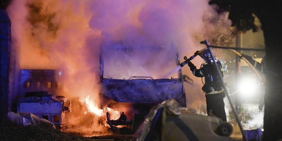 VIDEOS Y FOTOS: Disturbios en Francia por balacera policial