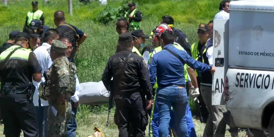 Explosión de polvorín clandestino en Tultepec deja 24 muertos