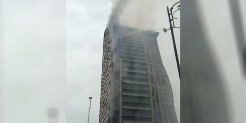 VIDEO: Se registra incendio en Torre Trump de Azerbaiyán