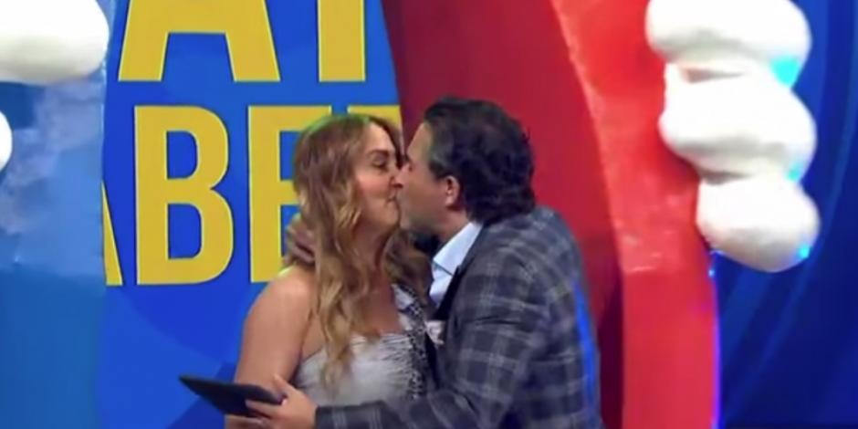 VIDEO: Captan a Raúl Araiza y Andrea Legarreta besándose en la boca
