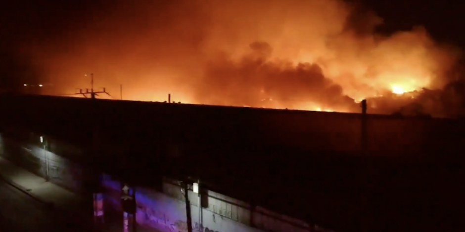 Incendio en bodega de Parisina cumple más de 6 horas