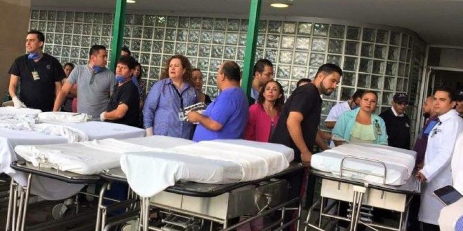 Dan de alta a 64 pasajeros heridos en avionazo en Durango