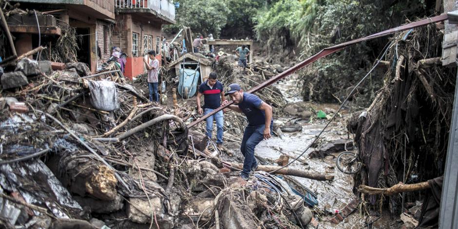 Continúa la búsqueda de víctimas por lluvias en Michoacán, Sinaloa y Sonora