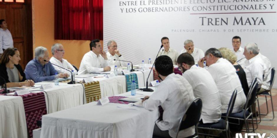 Gobernadores constitucionales y electos acuerdan respaldar el Tren Maya