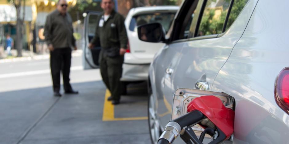 Para evitar gasolinazos Urzúa planea trasladar carga al IEPS