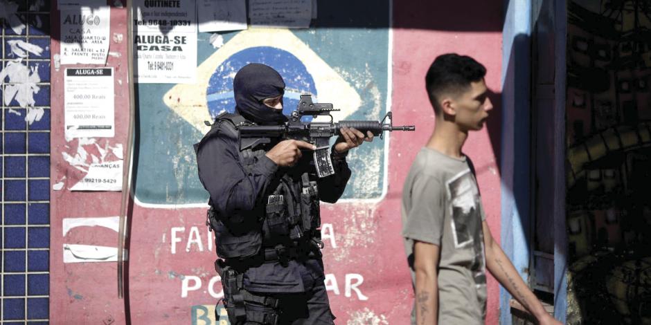 Guerra de Bolsonaro ya impera en favelas
