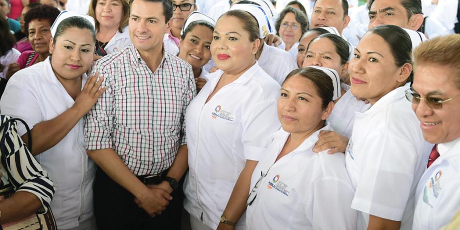 EPN entrega hospital reconstruido de Izúcar de Matamoros, dañado por el sismo