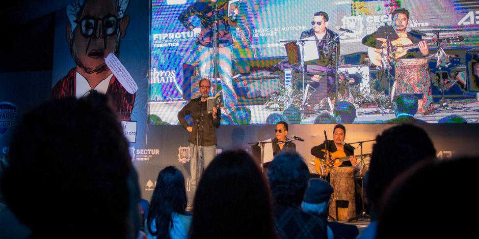 Tercer Festival Letras en Tepic llega a su segunda jornada de actividades con masiva asistencia