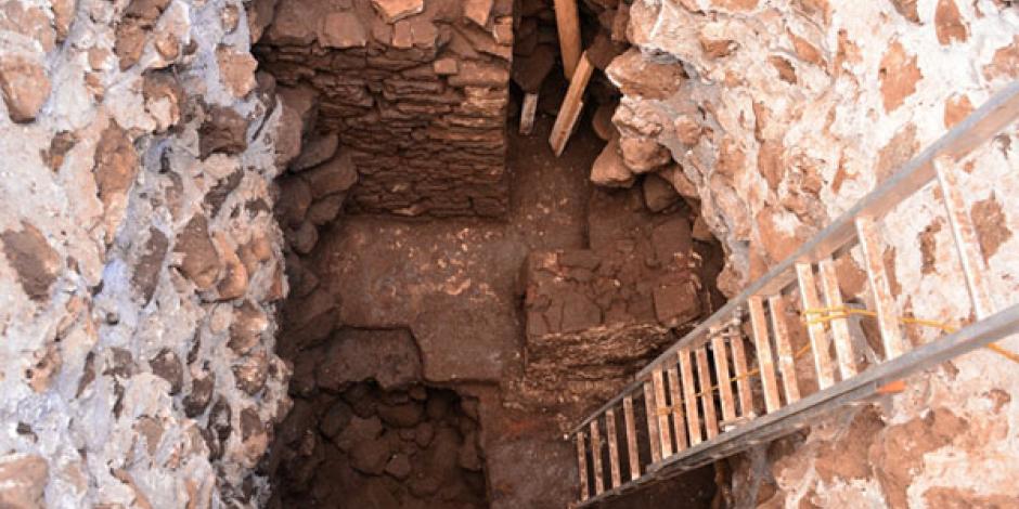 Sismo del 19-S deja al descubierto templo dentro de pirámide en Cuernavaca