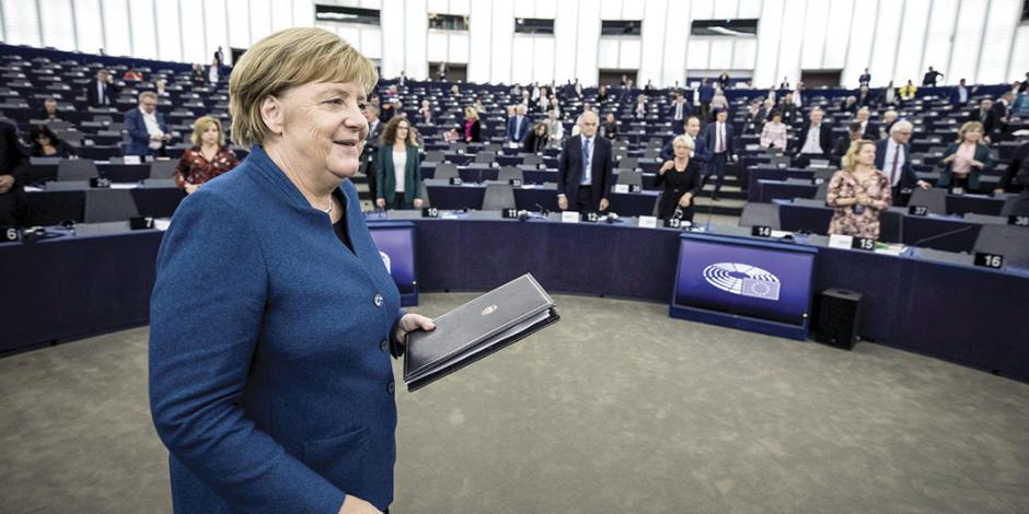 Ahora Merkel cierra filas con Macron para fuerza europea