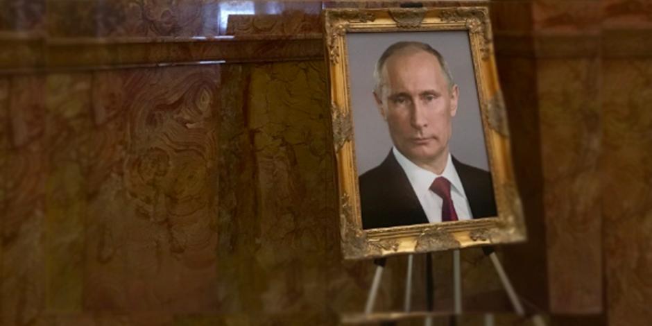 En capitolio de EU, colocan retrato de Putin en lugar destinado para Trump