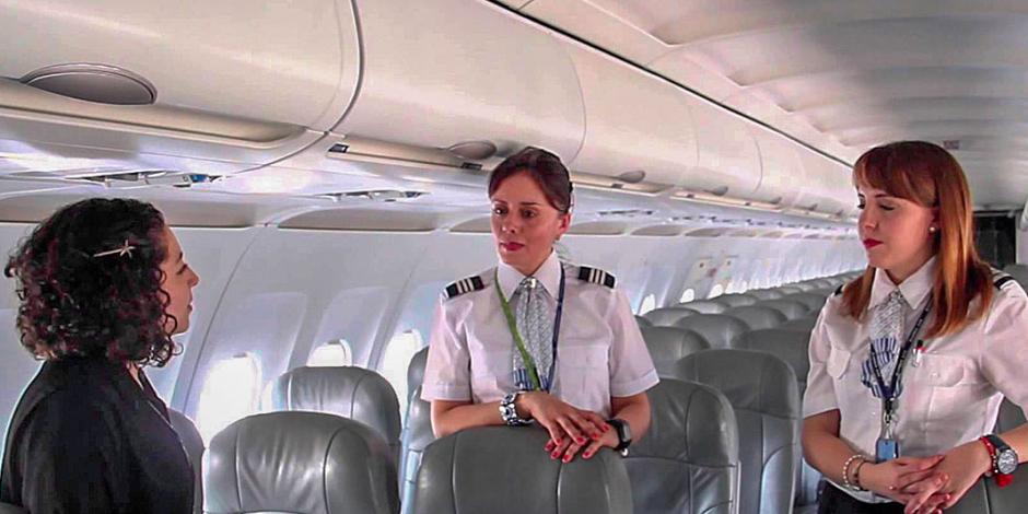 Compañías aéreas urgen a contratar mujeres