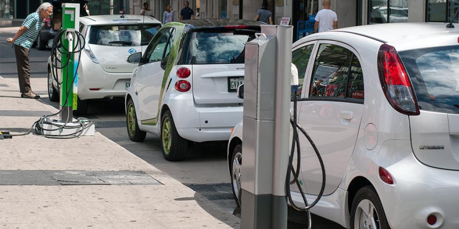 México acudirá a la OMC, si prospera estímulo para autos eléctricos en EU: SE