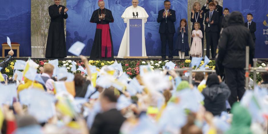 En Irlanda, el Papa implora por la curación de víctimas de abusos