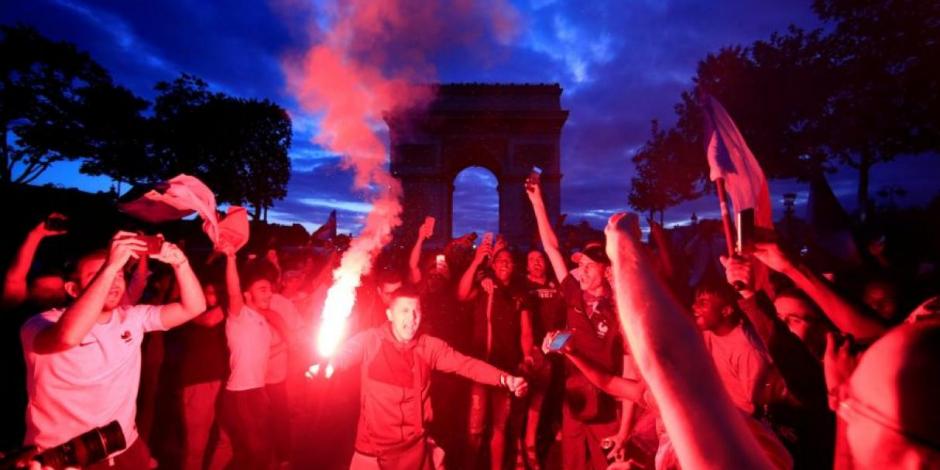 VIDEO: Celebraciones en París por pase a la final terminan en disturbios