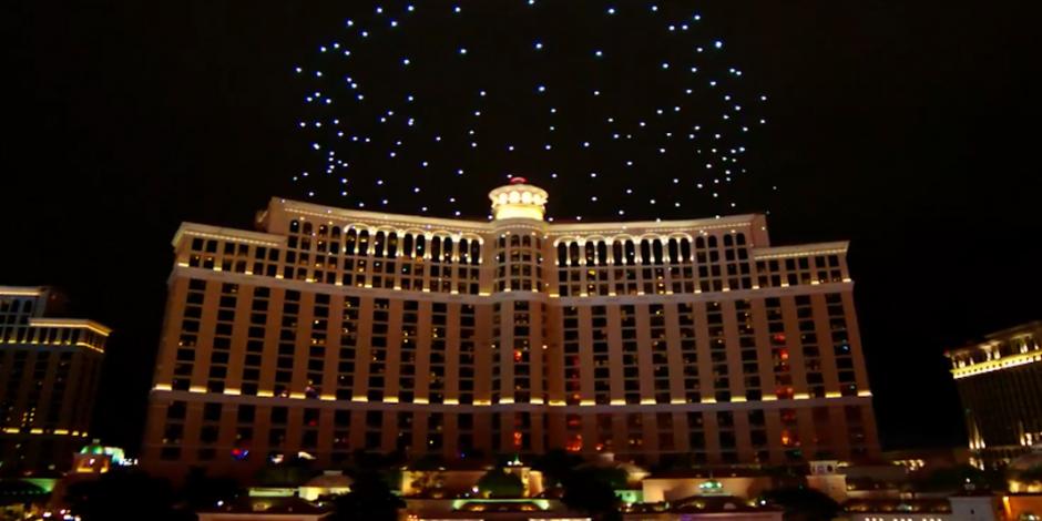 VIDEO: Con 250 drones realizan increíble espectáculo de luces en Las Vegas