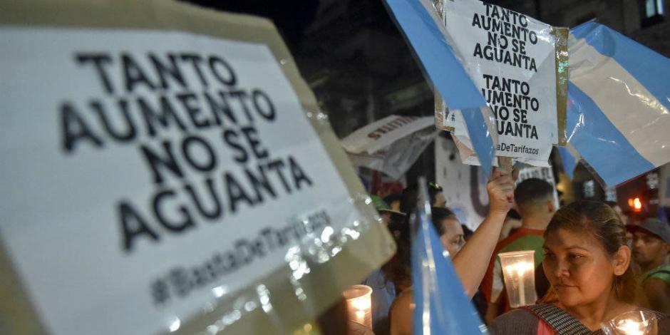 La historia se repite; en Argentina el peso cae por incertidumbre