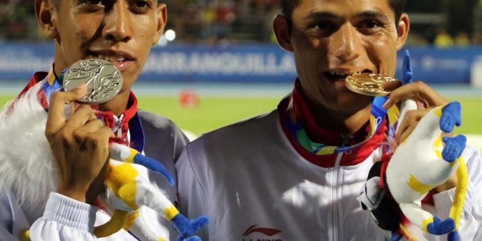 México gana oro y plata en mil 500 metros de atletismo en Barranquilla