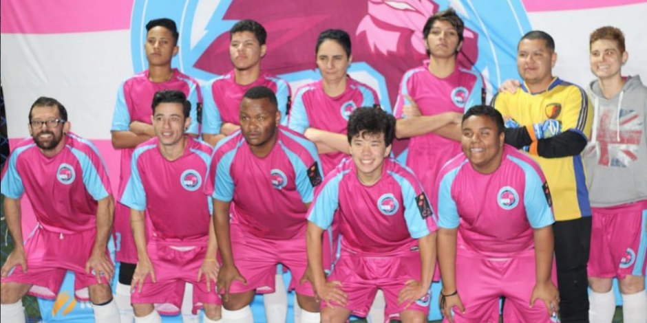 Conoce al Meninos Bons de Bola, el primer equipo de fútbol masculino transexual del mundo