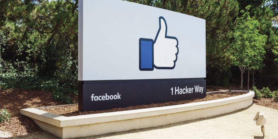 Facebook va tras la información financiera
