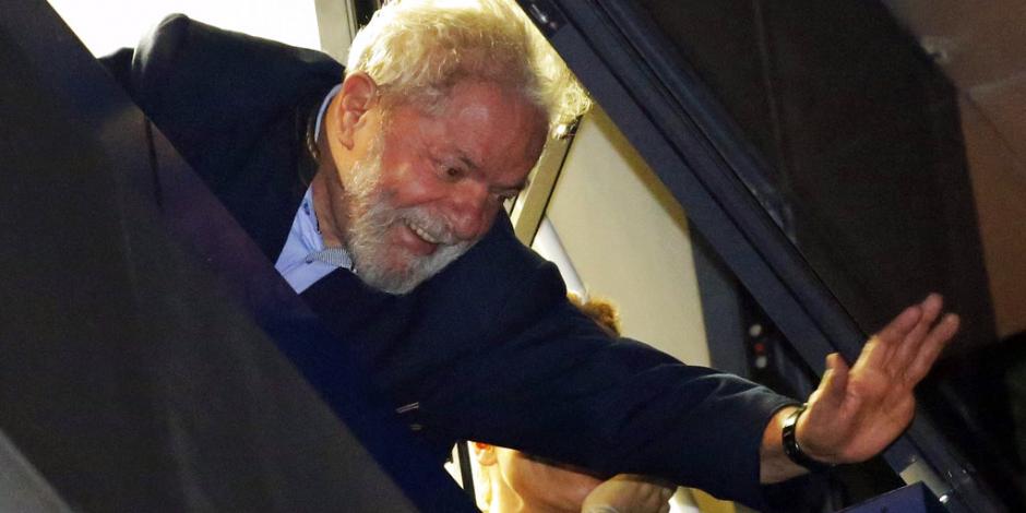 Lula encabeza preferencia electoral, pese a estar en la cárcel
