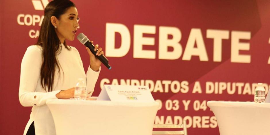 Candy Ayuso participa en primer debate ciudadano 2018 en QRoo