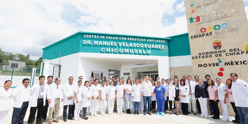 Inaugura Manuel Velasco Centro de Salud en Chicomuselo