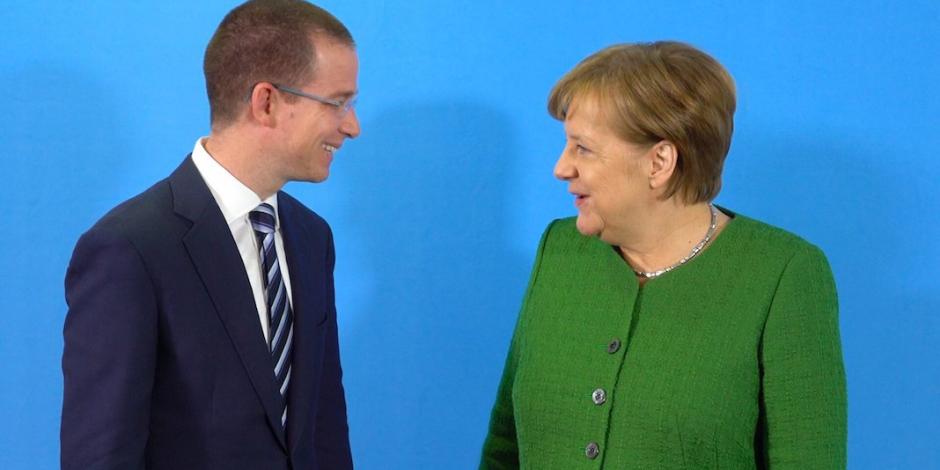Diario alemán cuestiona encuentro Merkel-Anaya por acusaciones de corrupción