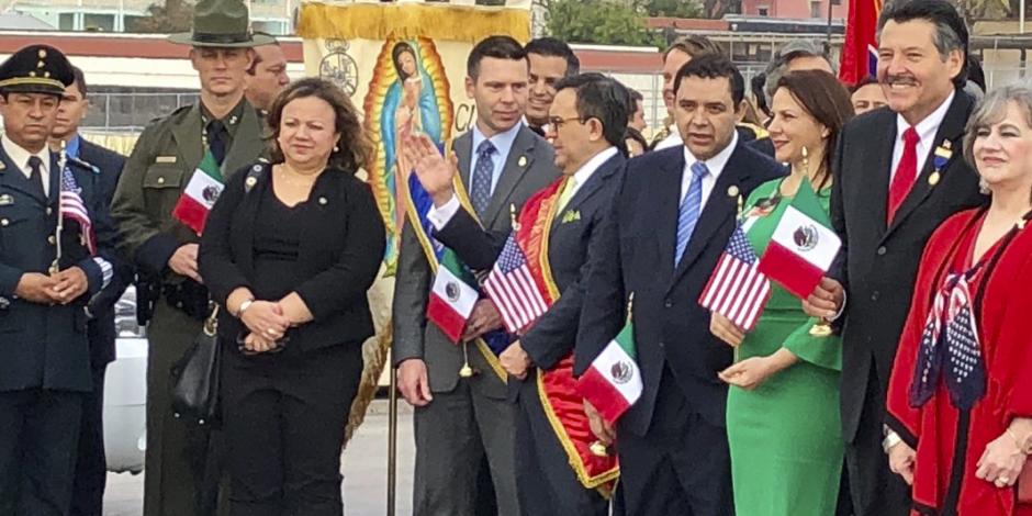 México y EU realizan “Ceremonia del Abrazo” como muestra de unión