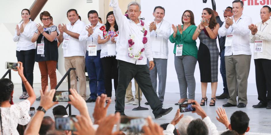 Hay recursos para proyecto del Tren Maya, asegura López Obrador