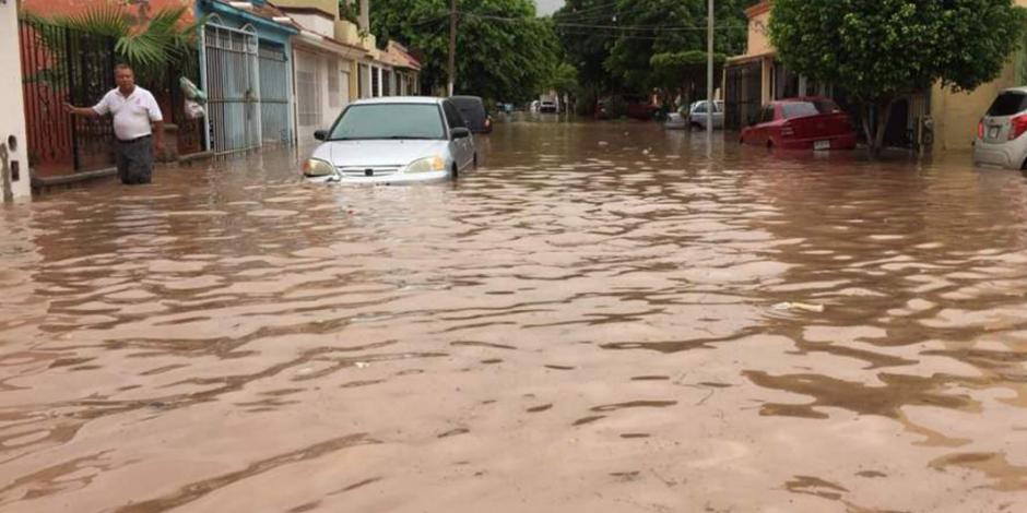Por inundaciones, mantienen suspensión de clases en 11 municipios de Sinaloa