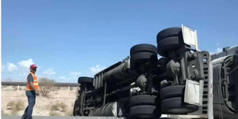 VIDEO: Reportan accidente carretero en Nogales, Sonora
