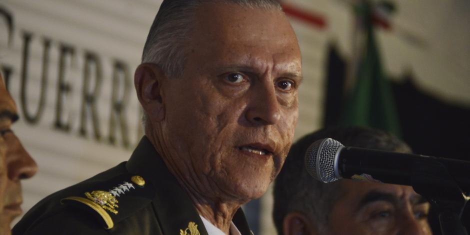 Cienfuegos destaca experiencia y lealtad de futuro secretario de Defensa
