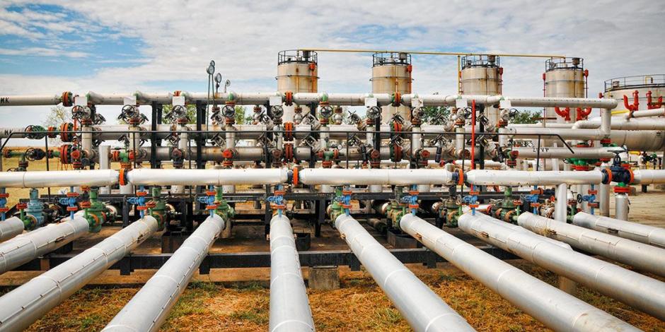 México necesita revertir su dependencia en gas, afirma senador Guadiana