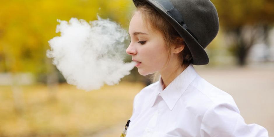 Cigarros electrónicos, una epidemia entre adolescentes de EU