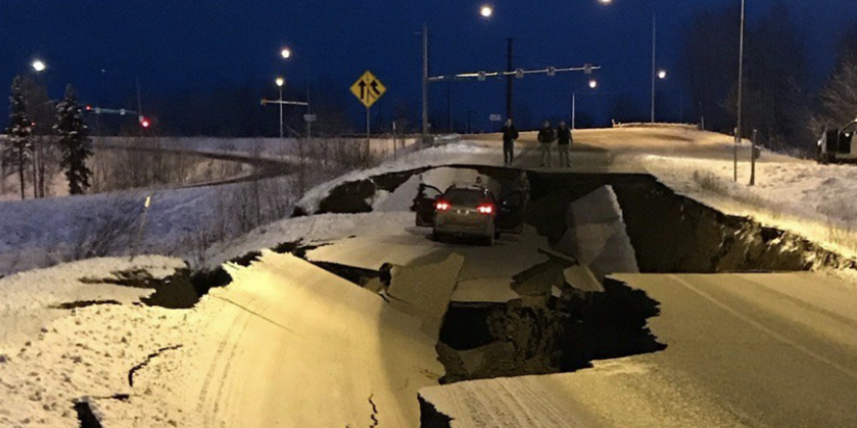 VIDEOS: Terremotos de gran potencia deforman carreteras de Alaska