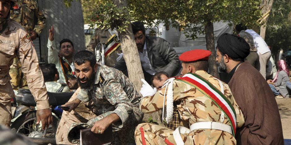 FOTOS: Al menos 24 muertos y 50 heridos en un atentado en Irán