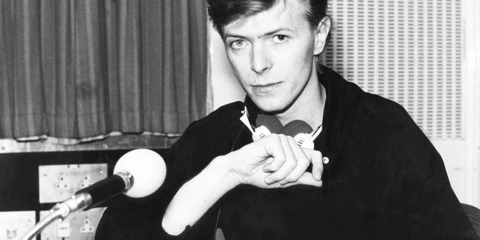 Encuentran primera grabación de David Bowie en una canasta de pan