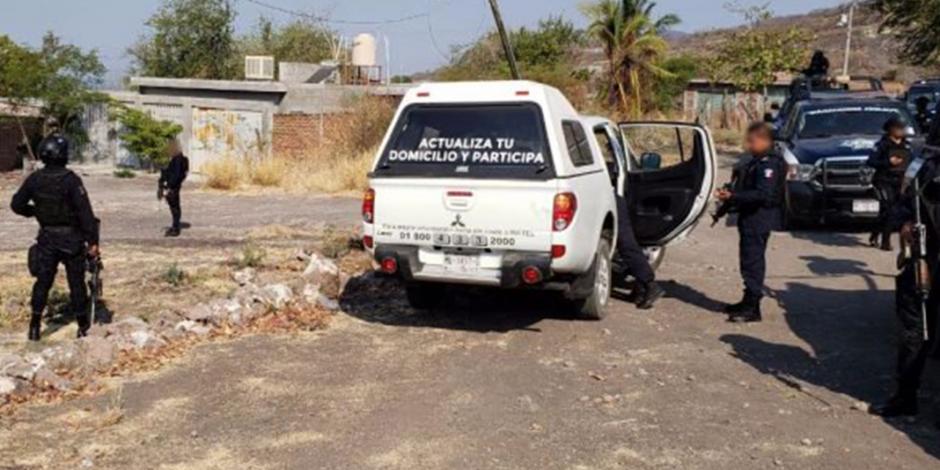 En lapso de 4 horas recuperan camionetas robadas del INE en Michoacán