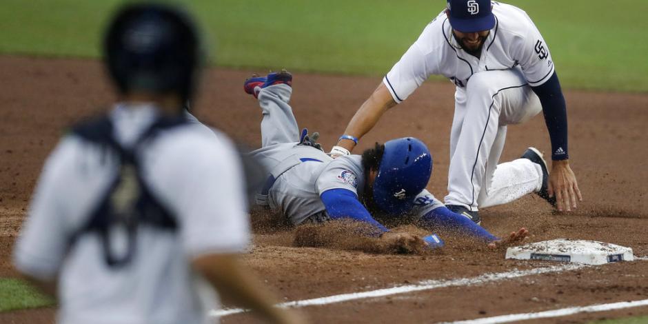 Padres empatan serie ante Dodgers en México