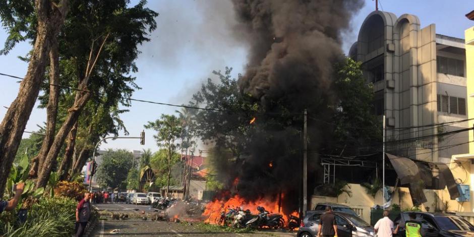 VIDEO: Ataque terrorista deja 13 muertos en Indonesia