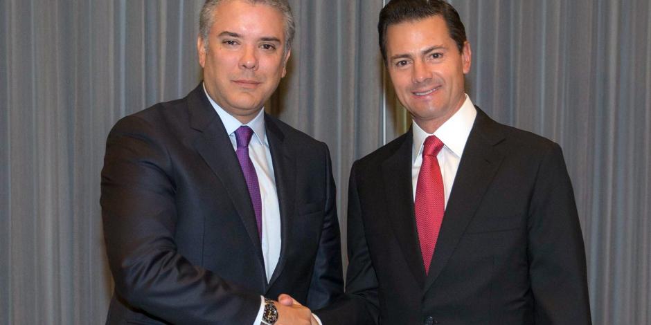 Sostiene EPN reunión con Iván Duque antes de transmisión de mando en Colombia