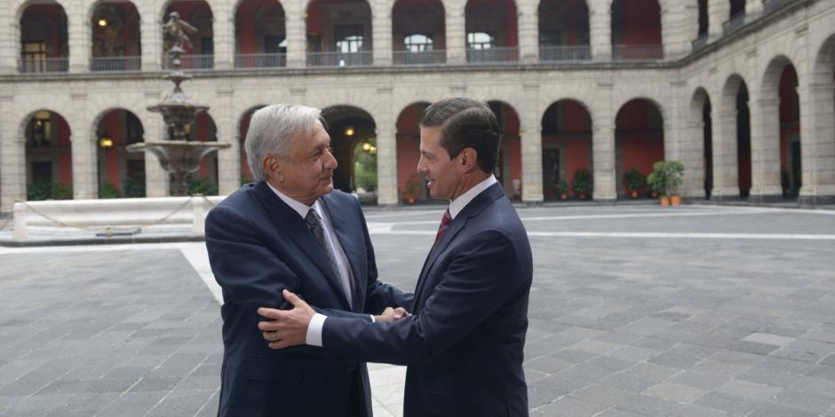 FOTOS: Dialogan AMLO y Peña Nieto en Palacio Nacional