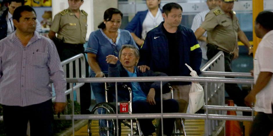 Fujimori sale del hospital y disfruta sus primeras horas de libertad con sus hijos